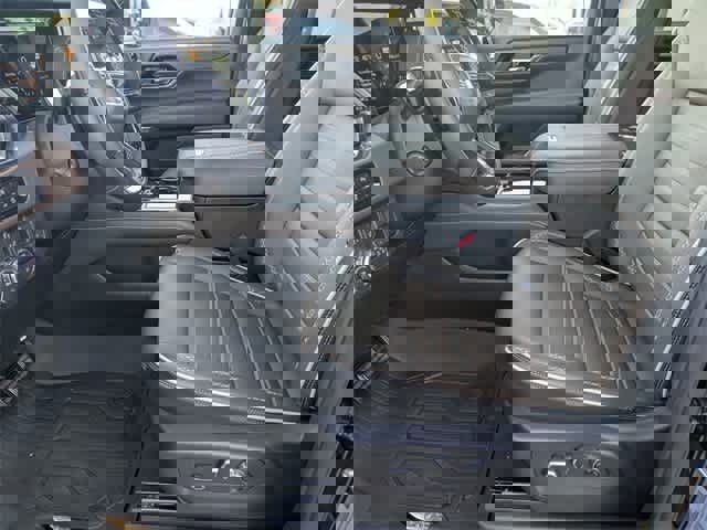 Used 2026 GMC Yukon Denali Ultimate w/ LPO, Floor Liner Package image 17