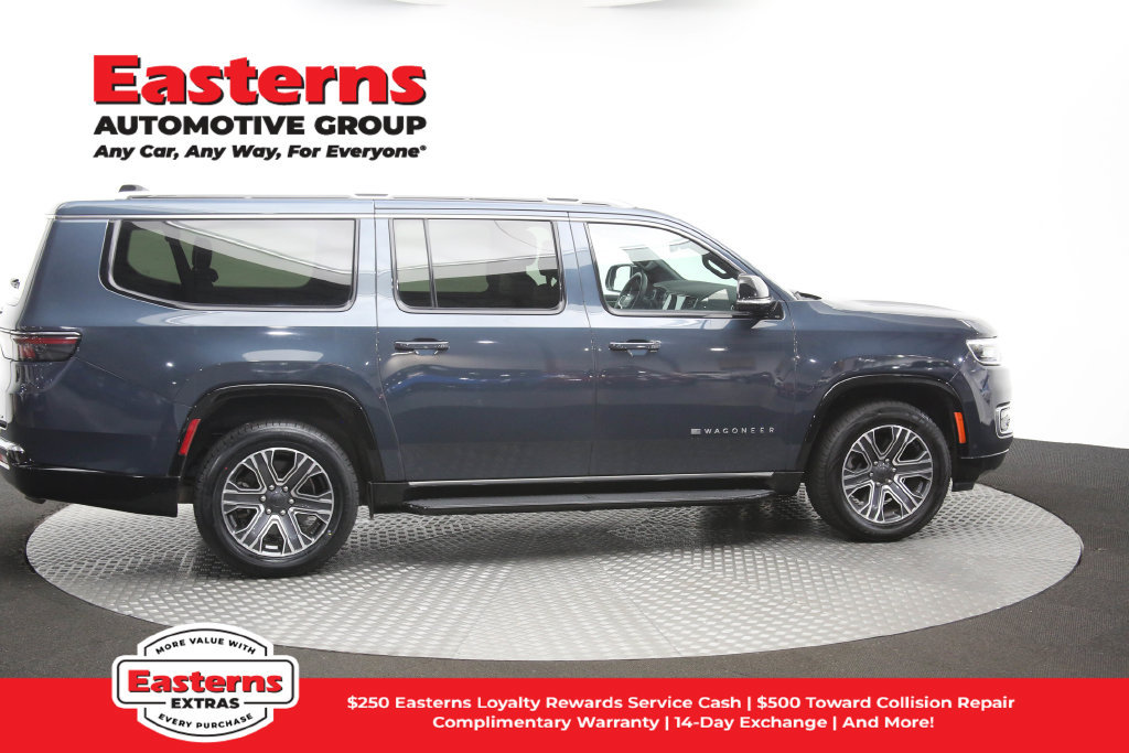 Used 2024 Jeep Wagoneer L Series II w/ Flexible Seating Group RWD image 51