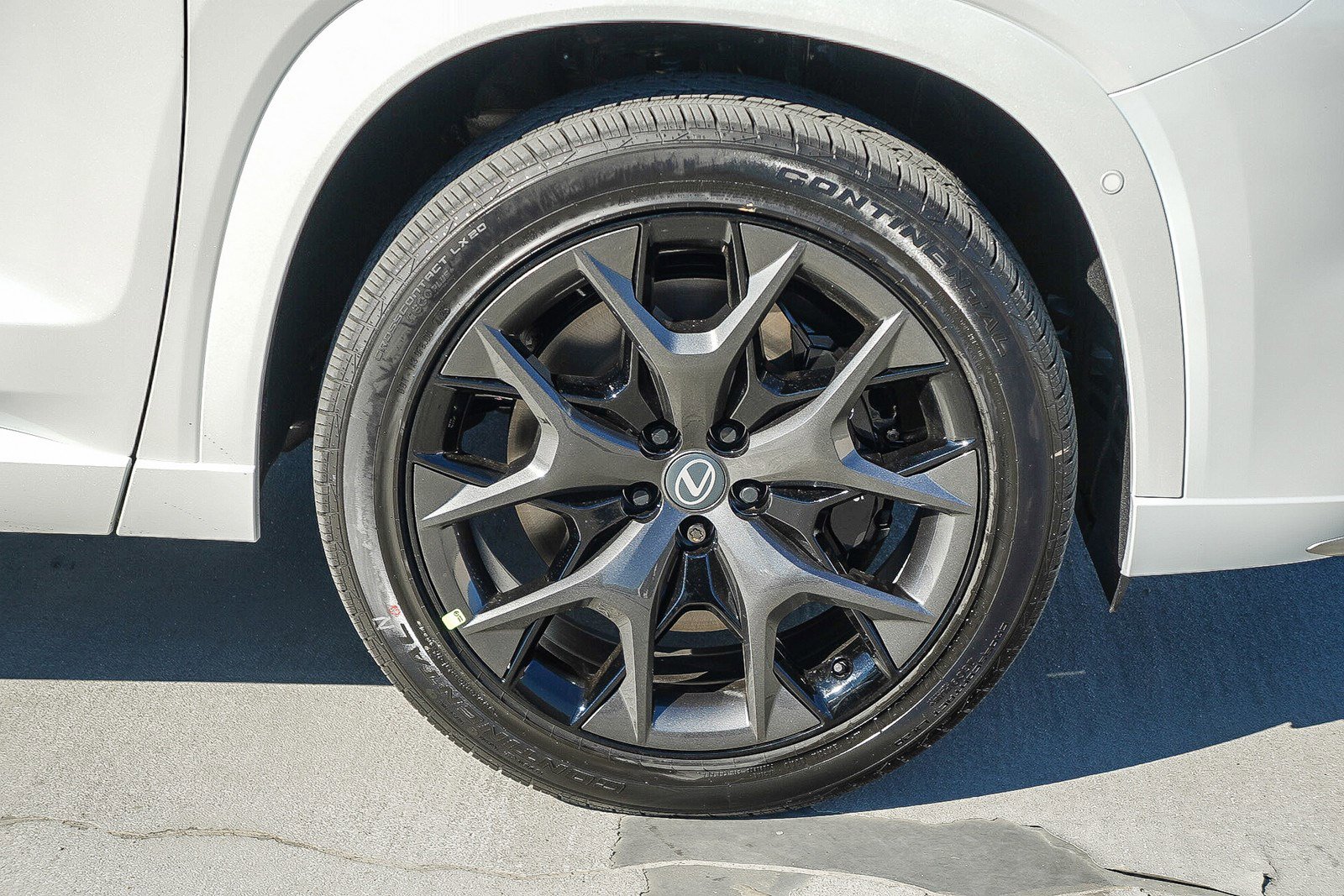 New 2026 Lexus TX 500h AWD image 11