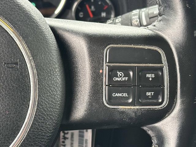 Used 2015 Jeep Wrangler Unlimited Sahara w/ Dual Top Group image 28