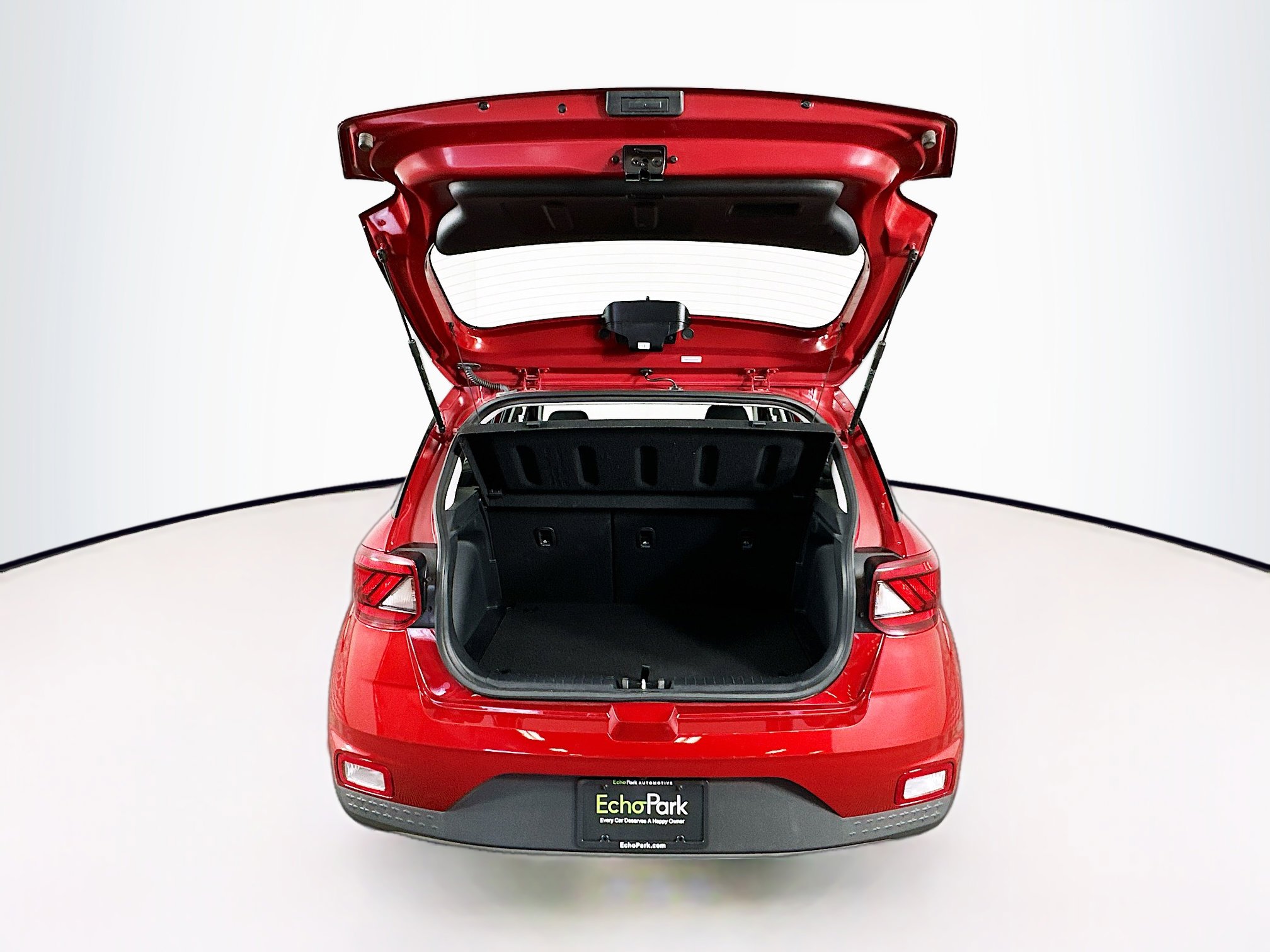 Used 2025 Hyundai Venue SEL image 28