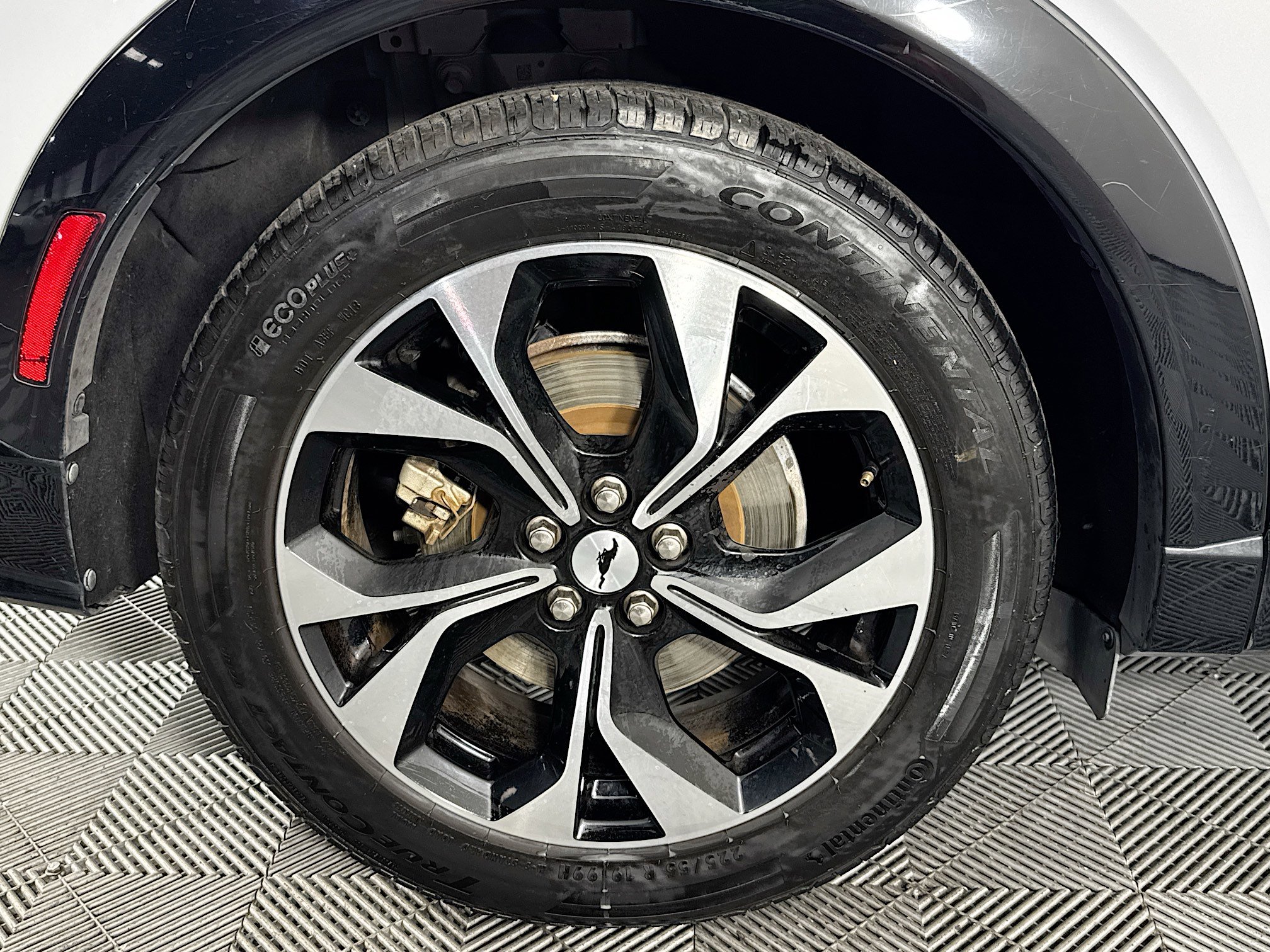 Used 2021 Ford Mustang Mach-E Premium image 32