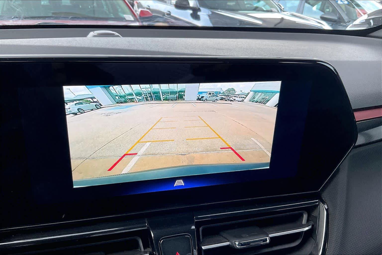Used 2024 Chevrolet TrailBlazer RS w/ Driver Confidence Package image 25