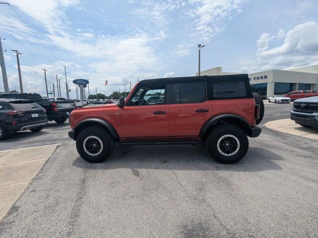 Used 2023 Ford Bronco Badlands w/ Sasquatch Package AWD/4WD image 8