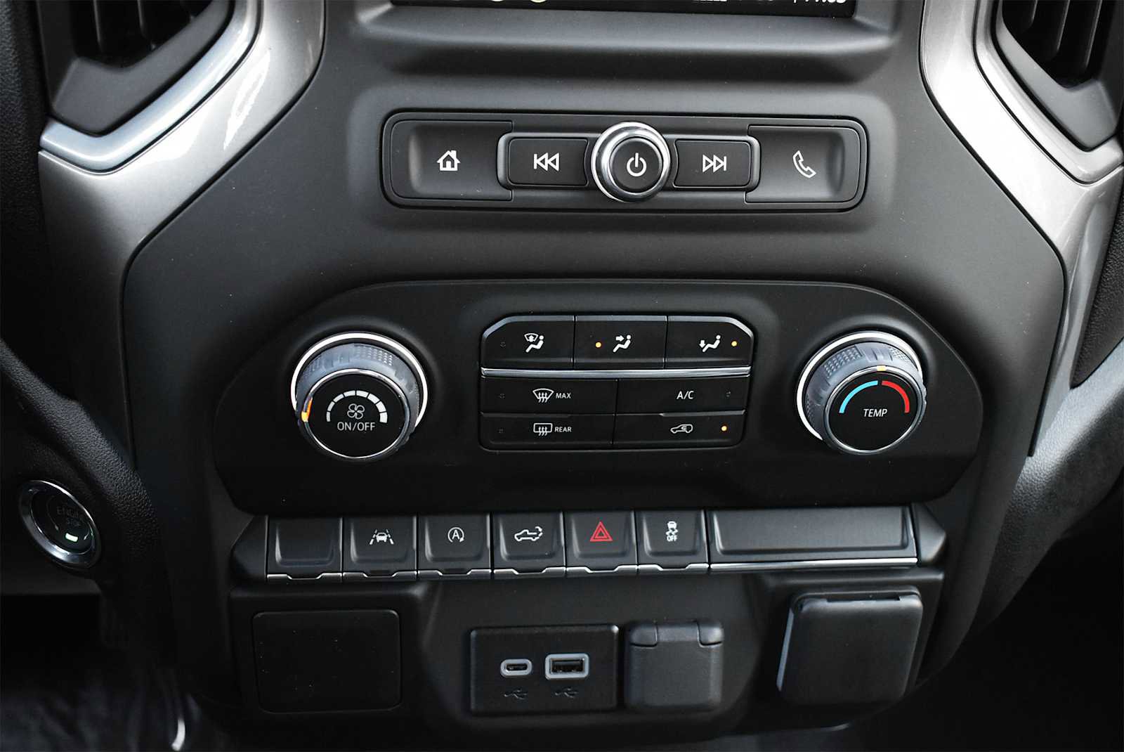 New 2026 Chevrolet Silverado 1500 Custom w/ Turbomax Blackout Package AWD/4WD image 17