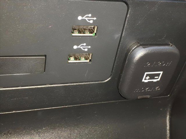 Used 2023 MAZDA MAZDA3 s image 23