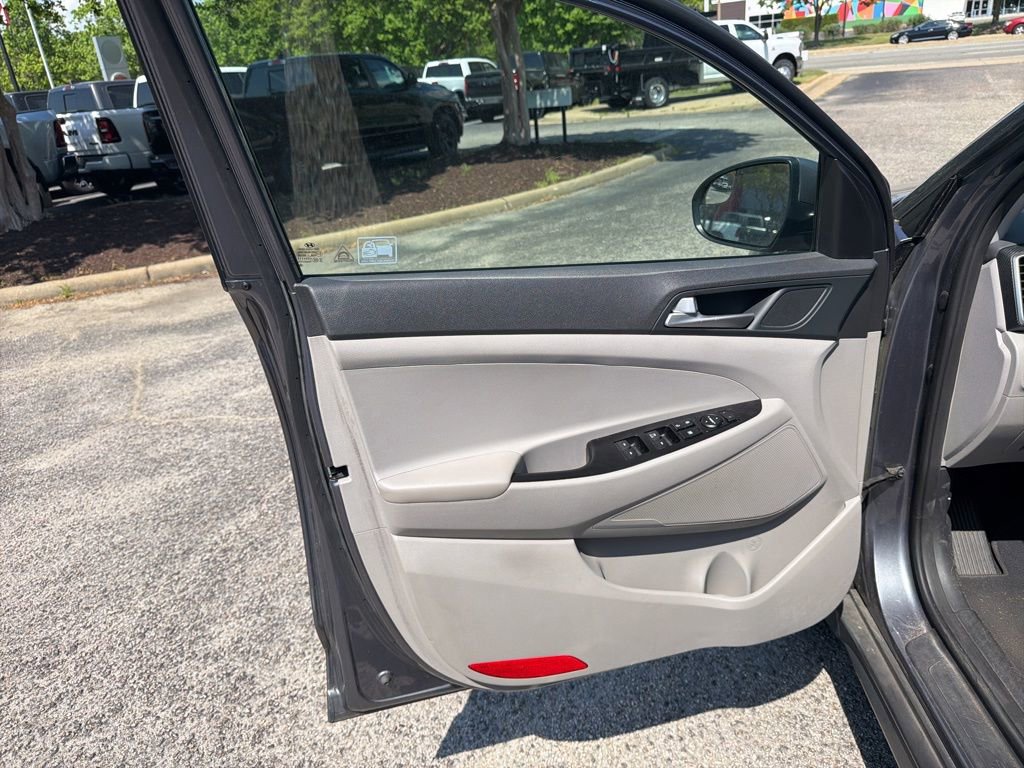 Used 2019 Hyundai Tucson SE FWD image 14