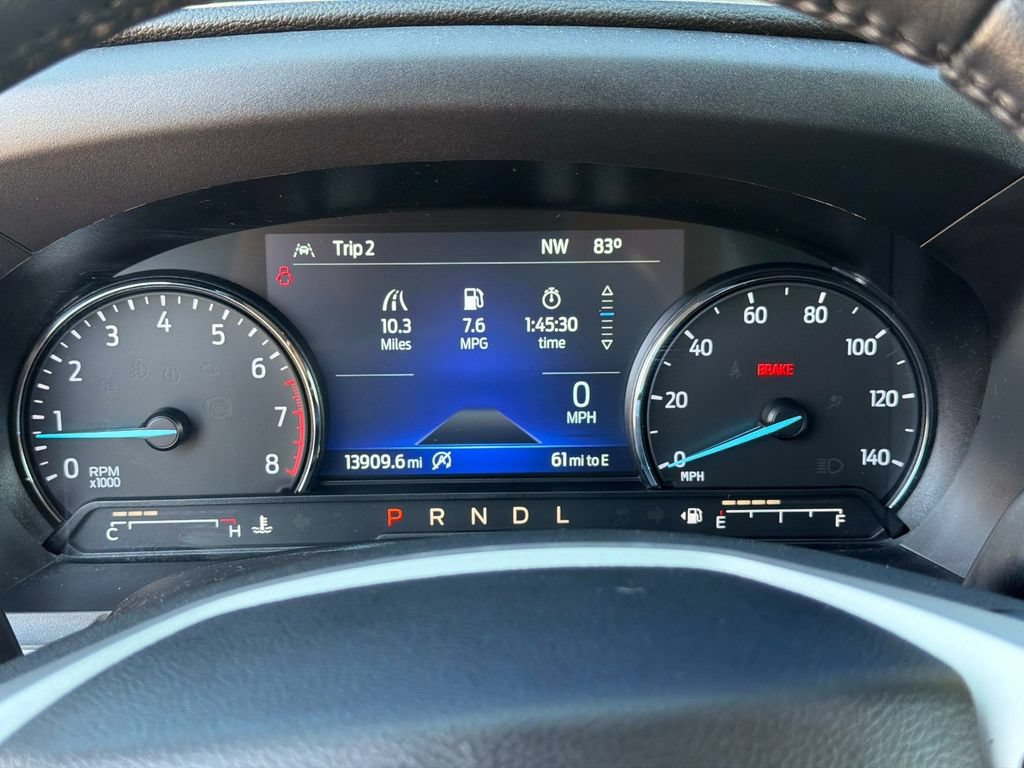 Used 2023 Ford Explorer XLT w/ Equipment Group 202A AWD/4WD image 31