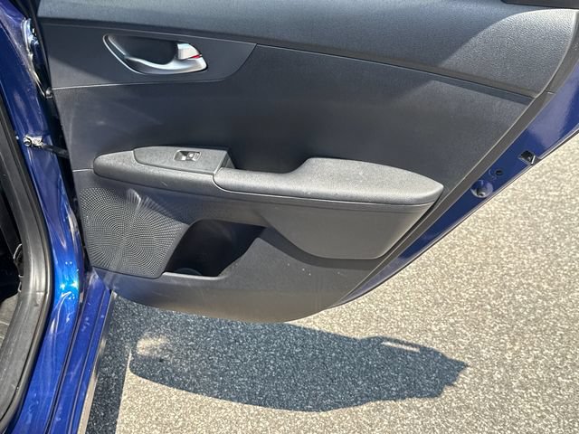 Used 2020 Kia Forte LXS FWD image 16