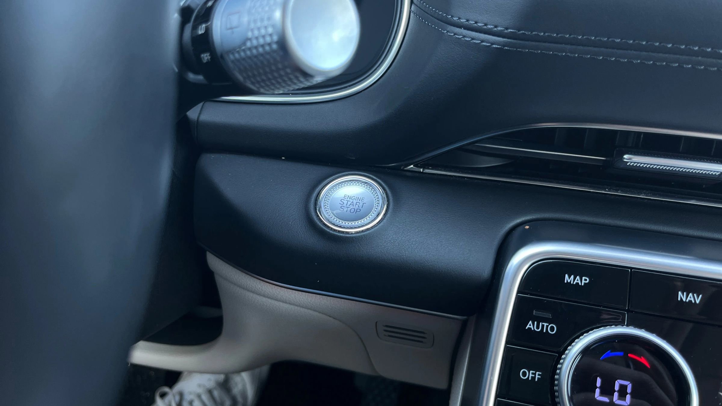 Used 2022 Genesis GV80 3.5T image 26