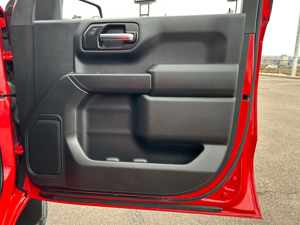 Used 2024 Chevrolet Silverado 1500 Custom Trail Boss w/ LPO, Dark Essentials Package image 28