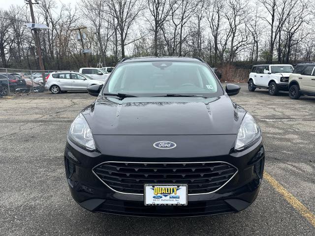Certified 2022 Ford Escape SE w/ SE Sport Appearance Package AWD/4WD image 2