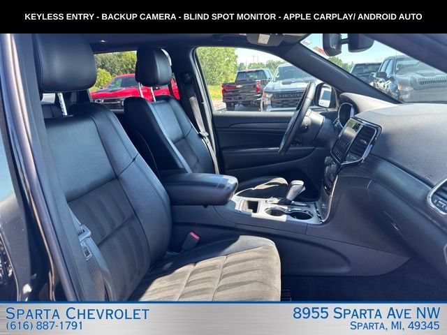 Used 2019 Jeep Grand Cherokee Altitude AWD/4WD image 27