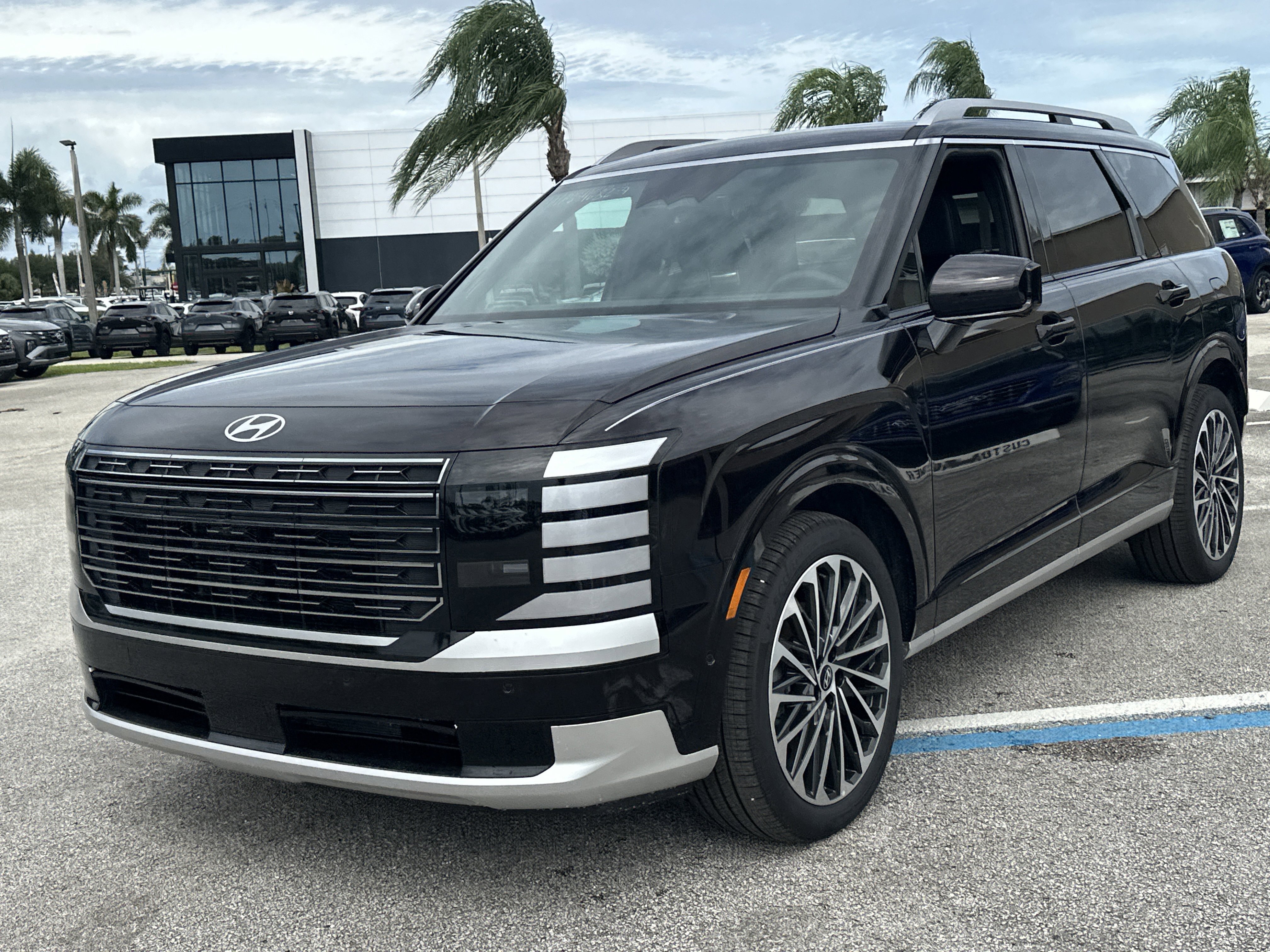New 2026 Hyundai Palisade Calligraphy image 2