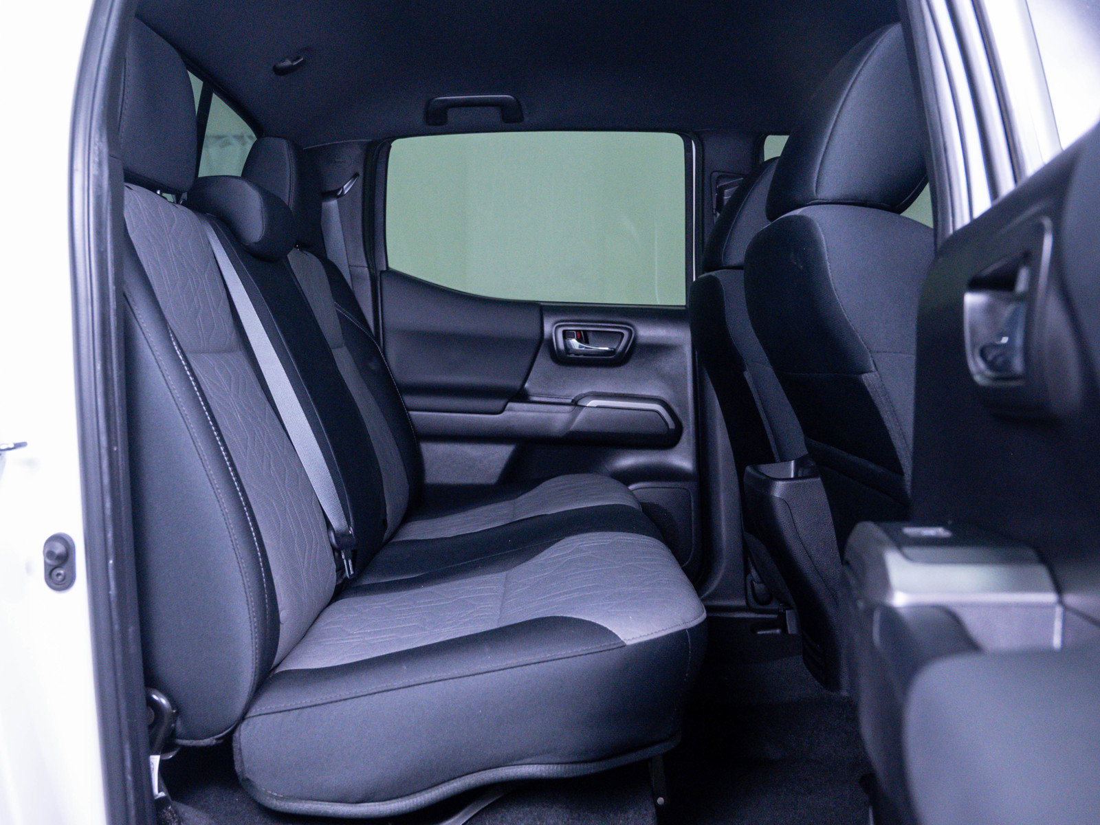 Used 2023 Toyota Tacoma TRD Sport AWD/4WD image 11