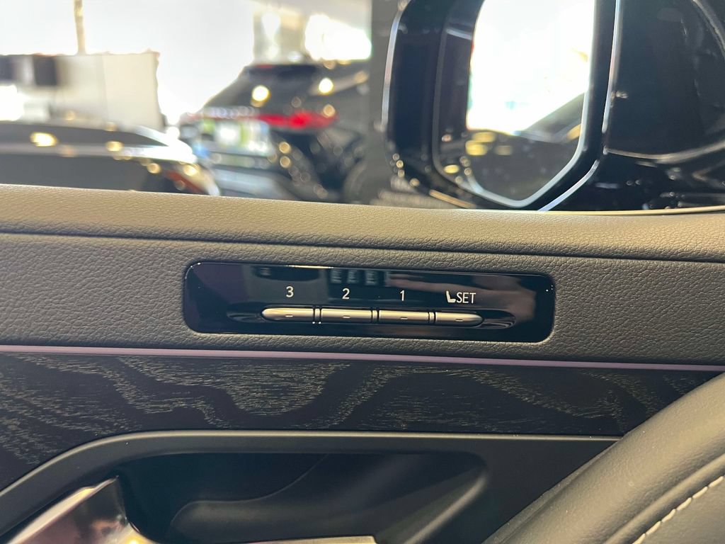 New 2026 Lexus LX 700h Luxury AWD/4WD image 15