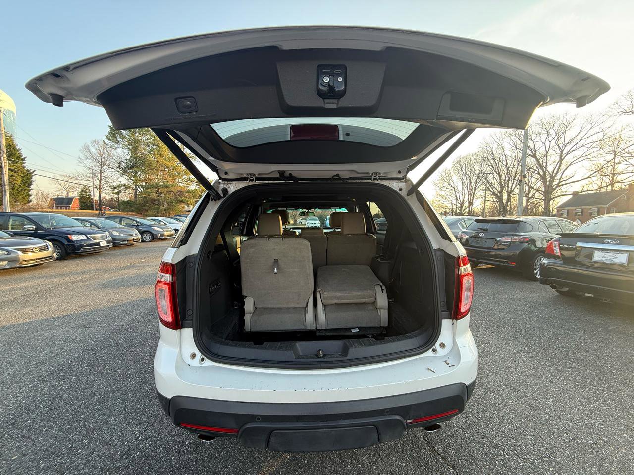 Used 2013 Ford Explorer Limited image 32