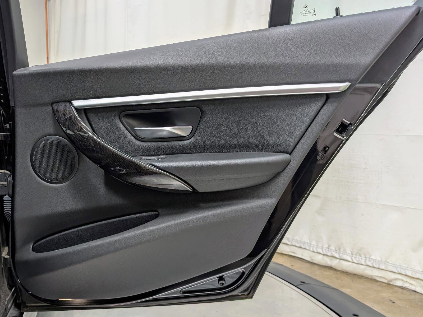 Used 2017 BMW 330e RWD image 19