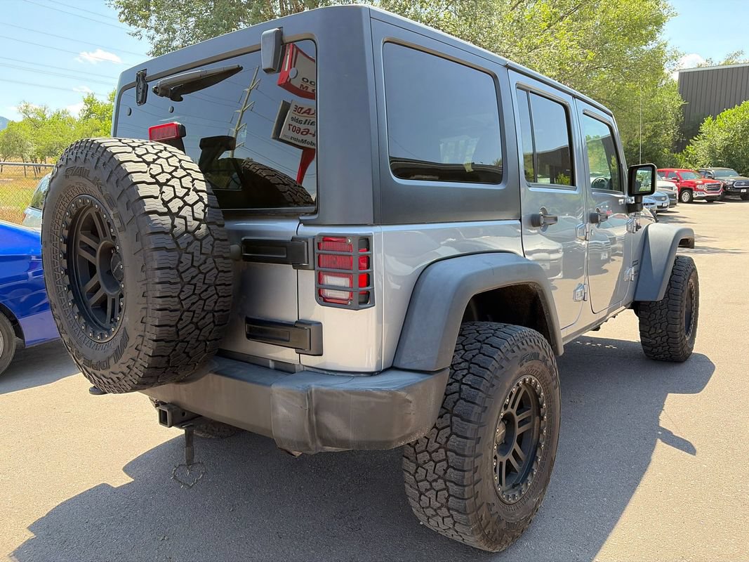 Used 2017 Jeep Wrangler Unlimited Sport w/ Max Tow Package AWD/4WD image 7