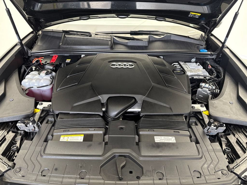 Certified 2025 Audi Q8 Premium Plus AWD/4WD image 16