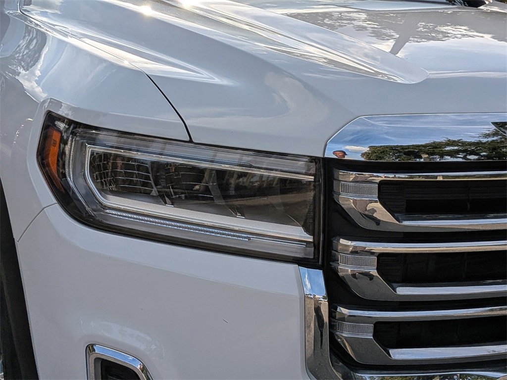Used 2023 GMC Acadia SLT image 9