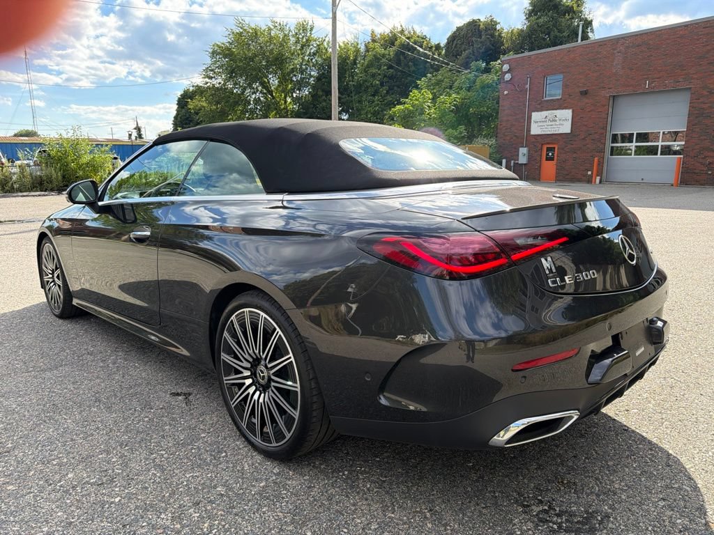 Used 2024 Mercedes-Benz CLE 300 4MATIC Cabriolet image 4