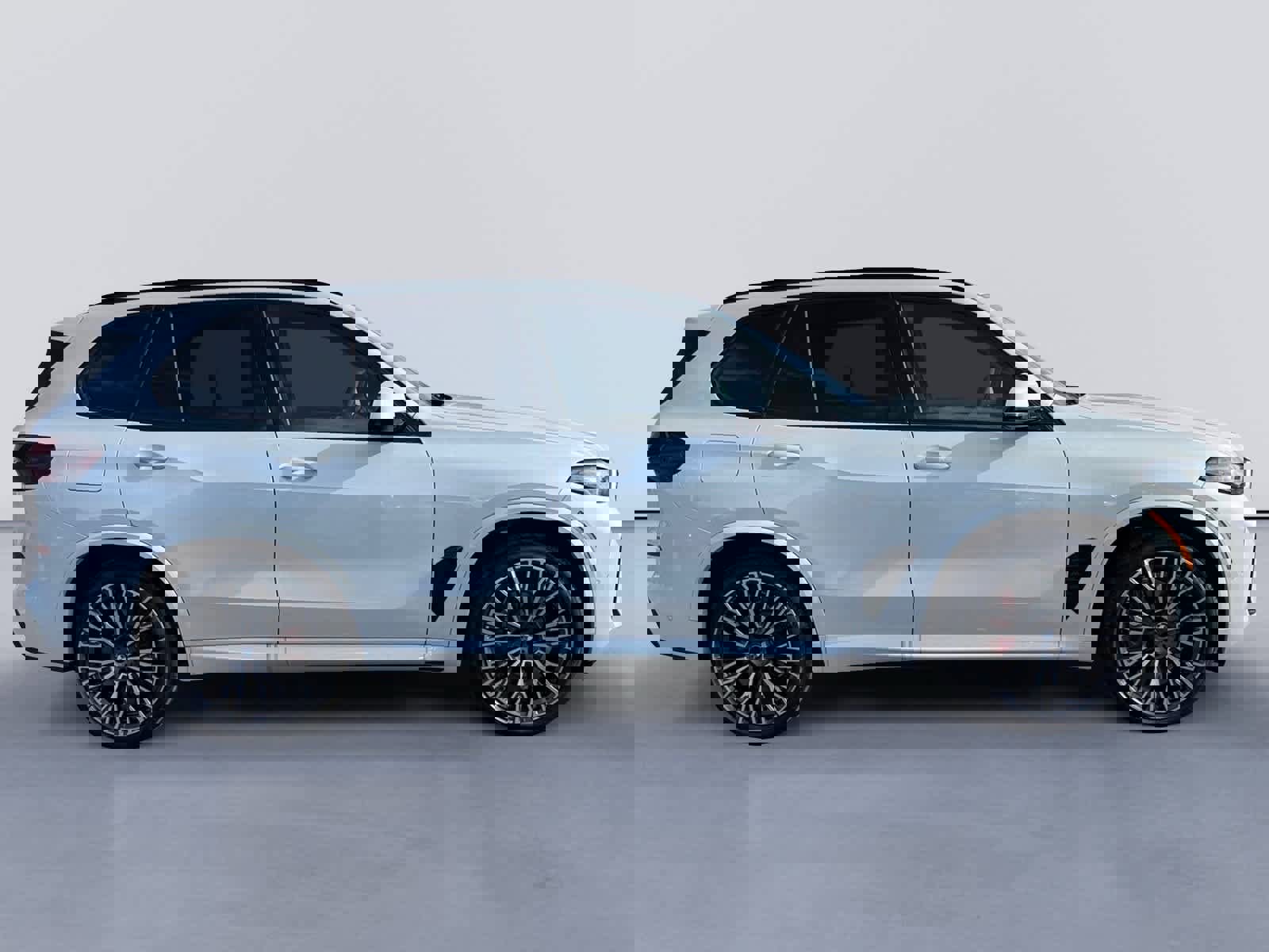 New 2026 BMW X5 xDrive40i w/ Executive Package image 2