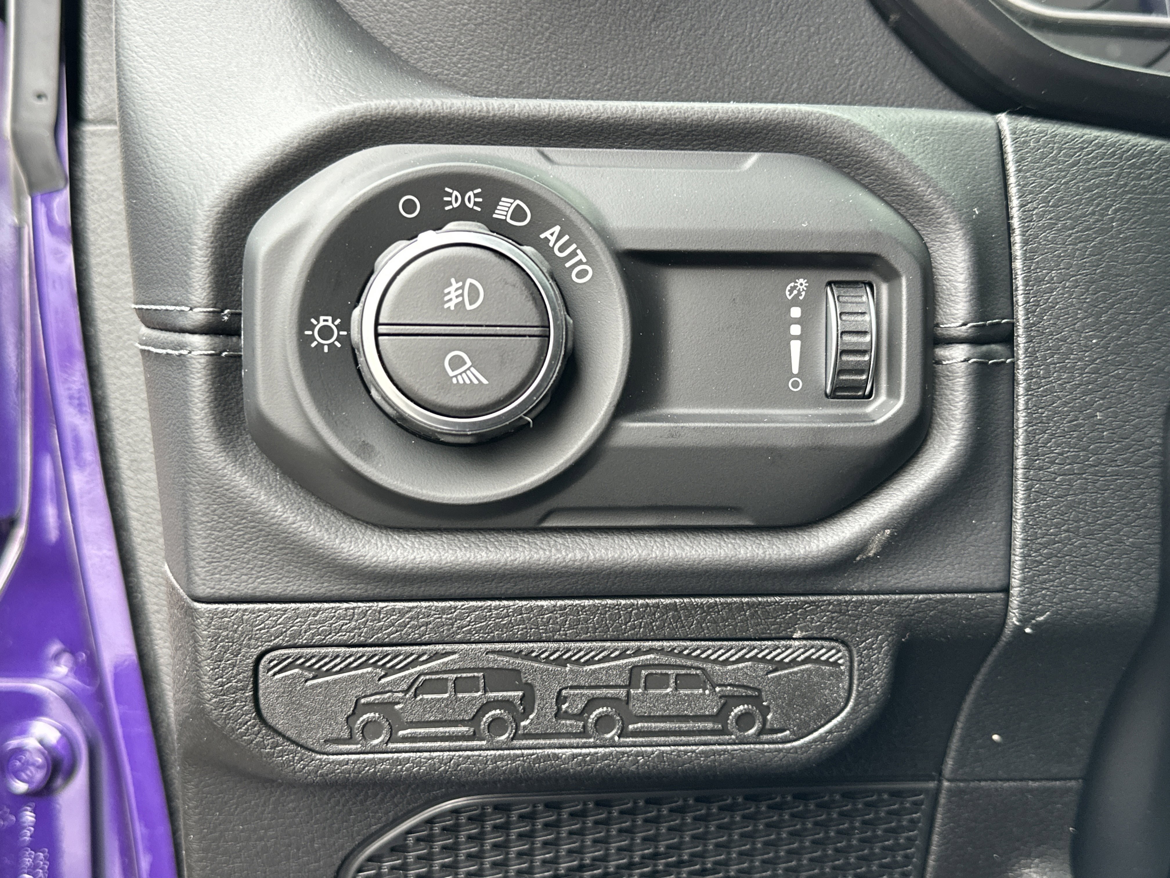 New 2026 Jeep Gladiator Sport image 12