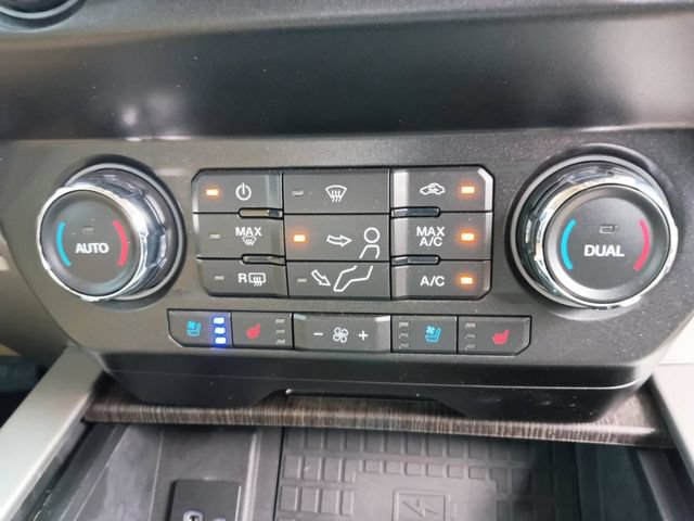 Used 2021 Ford F250 Lariat w/ Lariat Ultimate Package AWD/4WD image 4