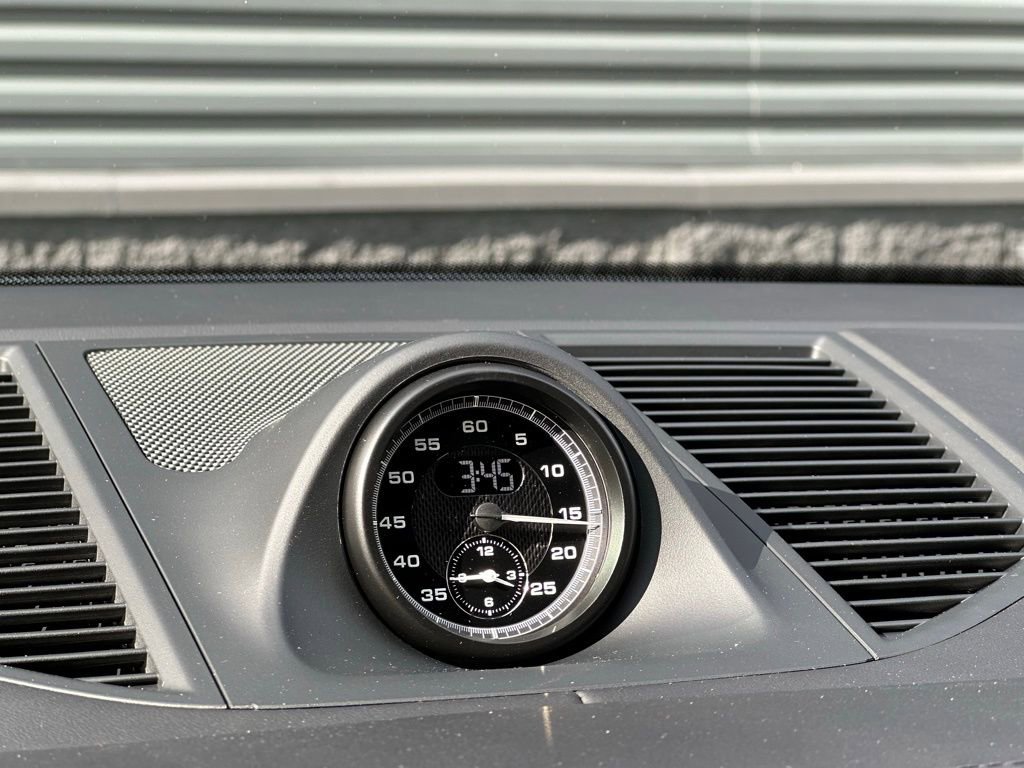 Certified 2026 Porsche Macan AWD/4WD image 30