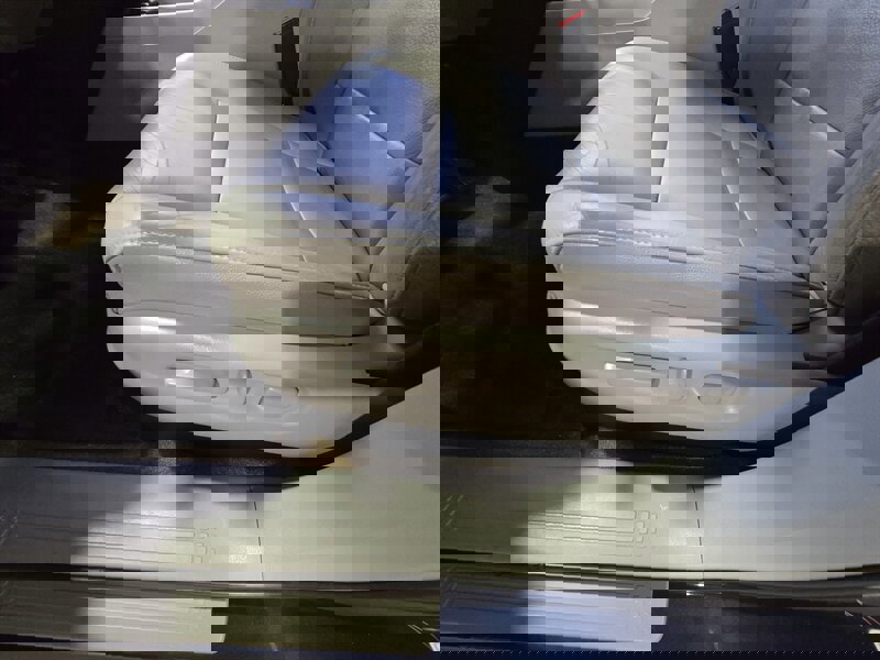 Used 2012 Honda Pilot EX-L image 12