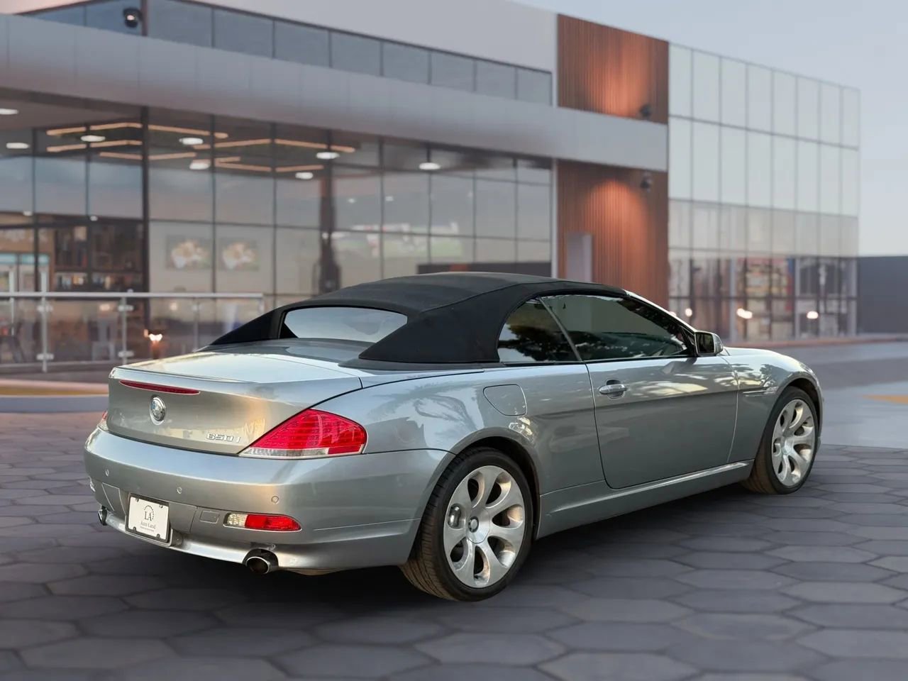 Used 2006 BMW 650i Convertible image 16