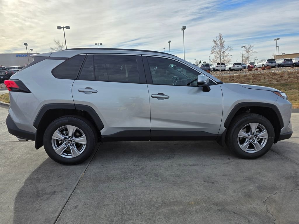 Used 2025 Toyota RAV4 XLE image 10