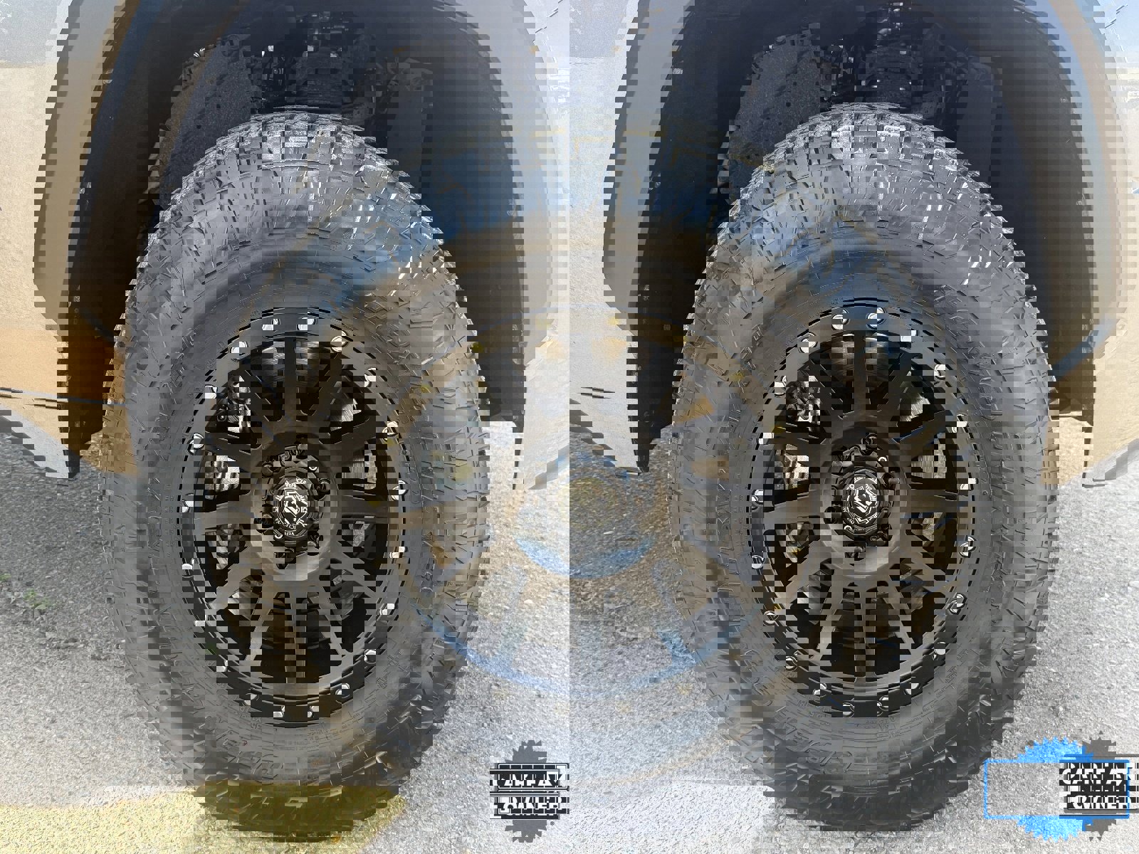 Used 2022 Toyota Tundra SR5 w/ Convenience Package image 10