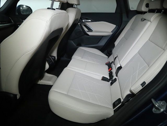Used 2025 BMW X1 xDrive28i w/ Technology Package image 17