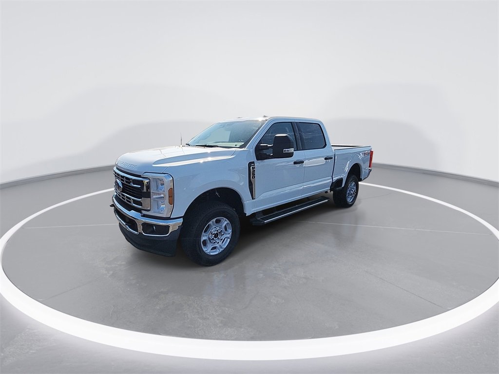 New 2026 Ford F250 XLT w/ FX4 Off-Road Package image 4