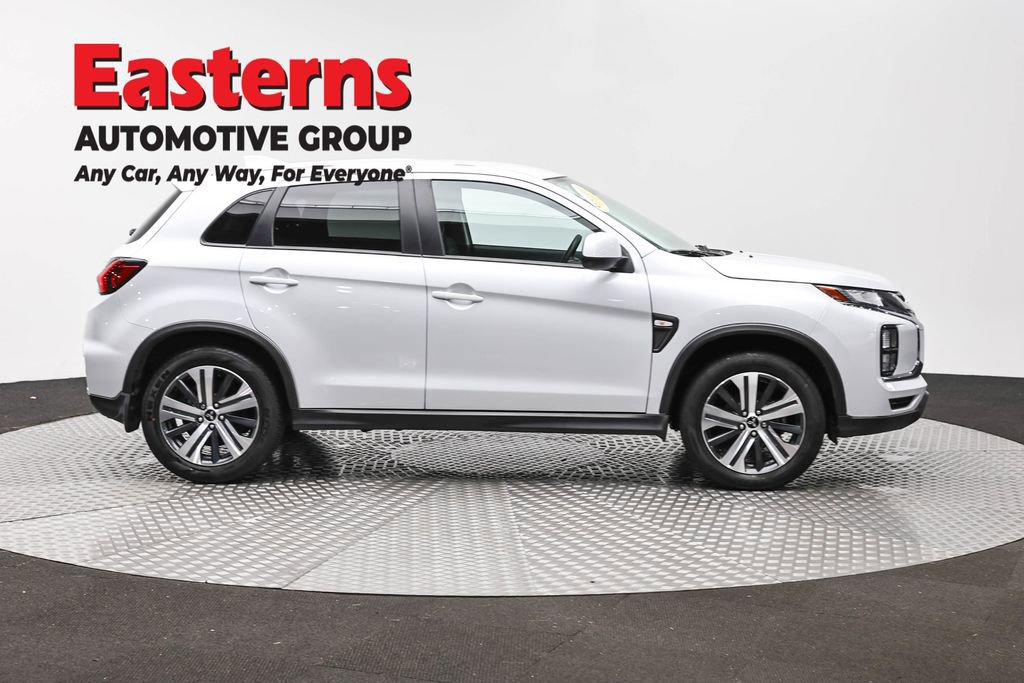 Used 2023 Mitsubishi Outlander Sport ES AWD/4WD image 4