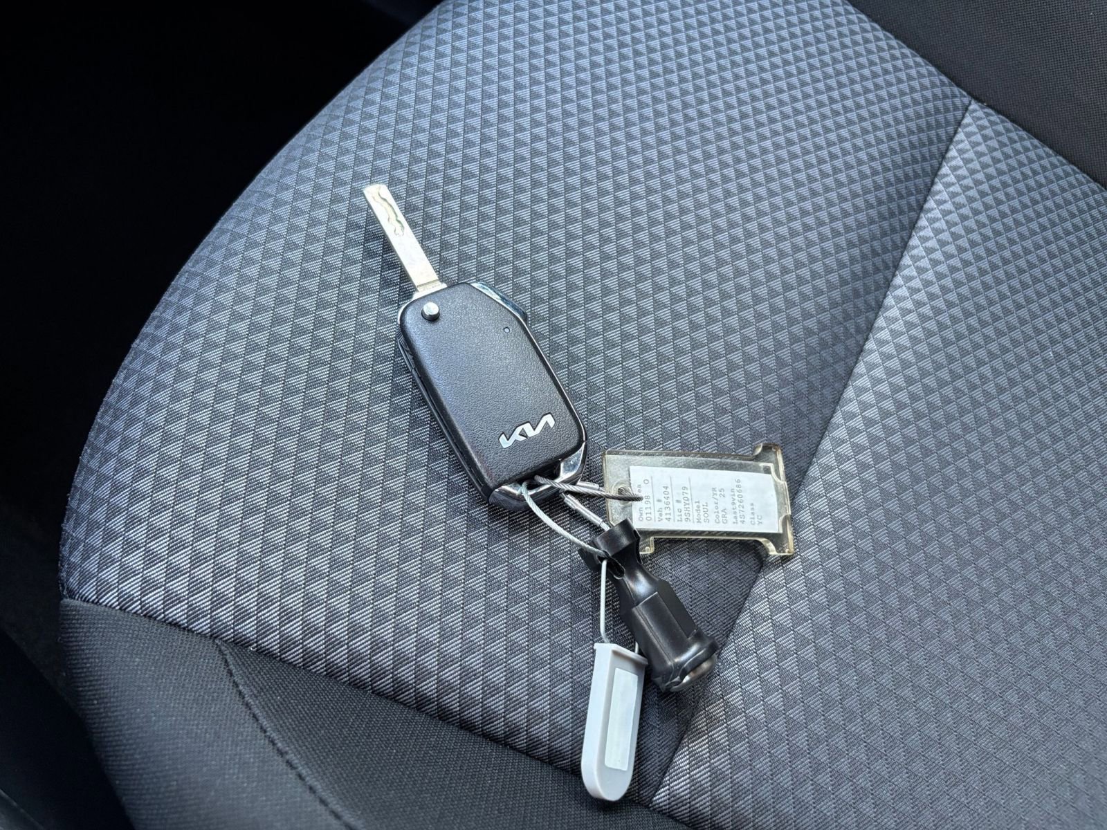 Used 2025 Kia Soul LX w/ LX Technology Package image 21