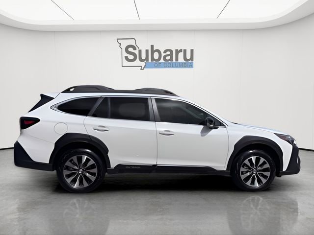 Used 2025 Subaru Outback Limited image 8