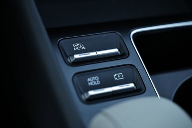 Certified 2025 Hyundai Sonata SEL image 39