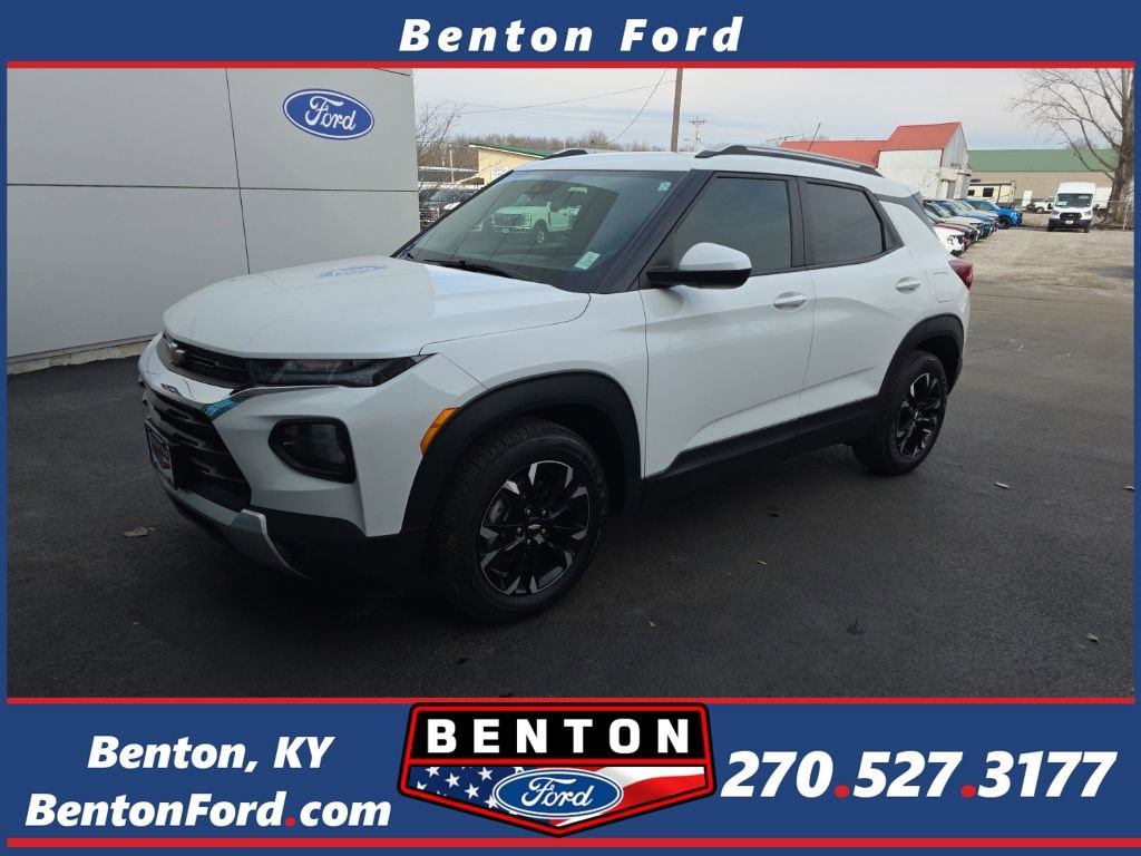 Used 2023 Chevrolet TrailBlazer LT FWD image 1