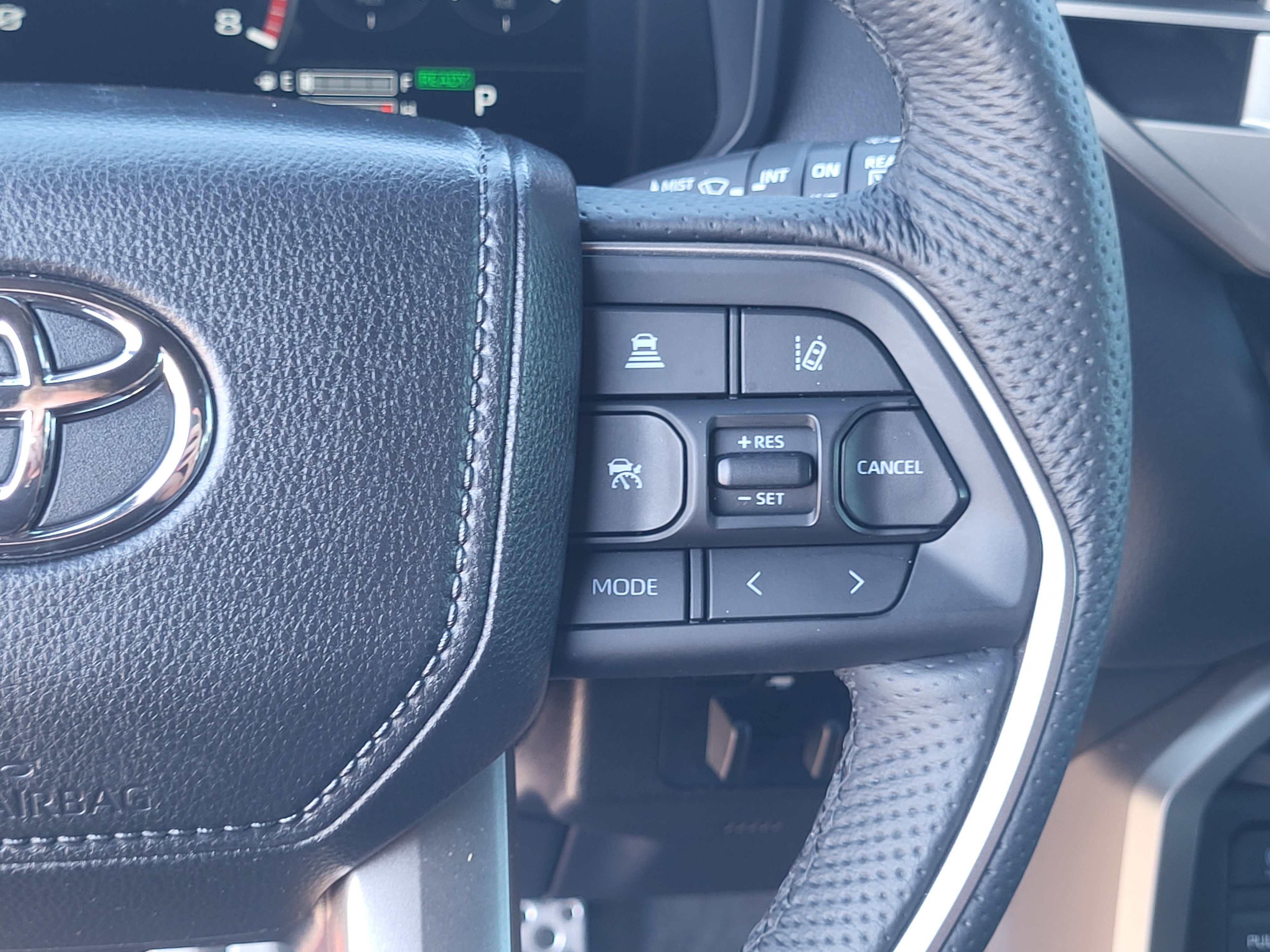 Certified 2026 Toyota Sequoia Limited w/ TRD Off-Road Package AWD/4WD image 17