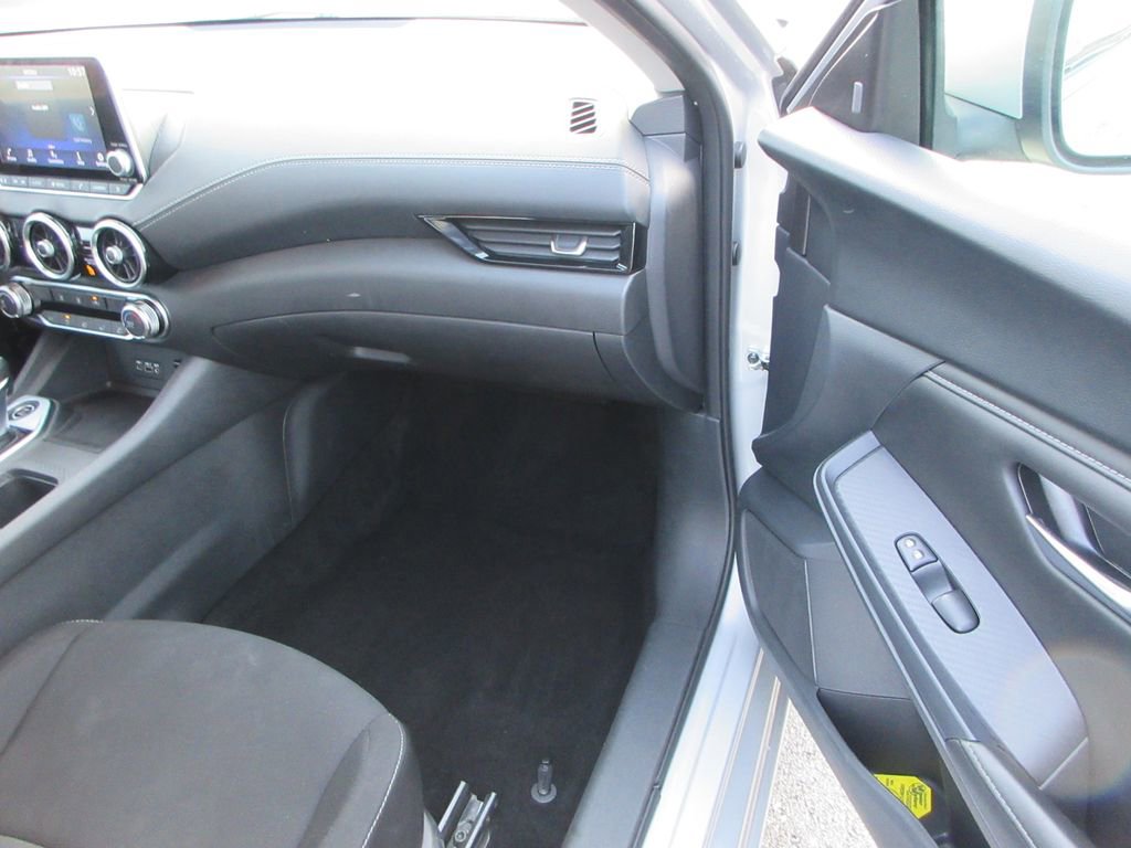 Used 2023 Nissan Sentra SV image 18