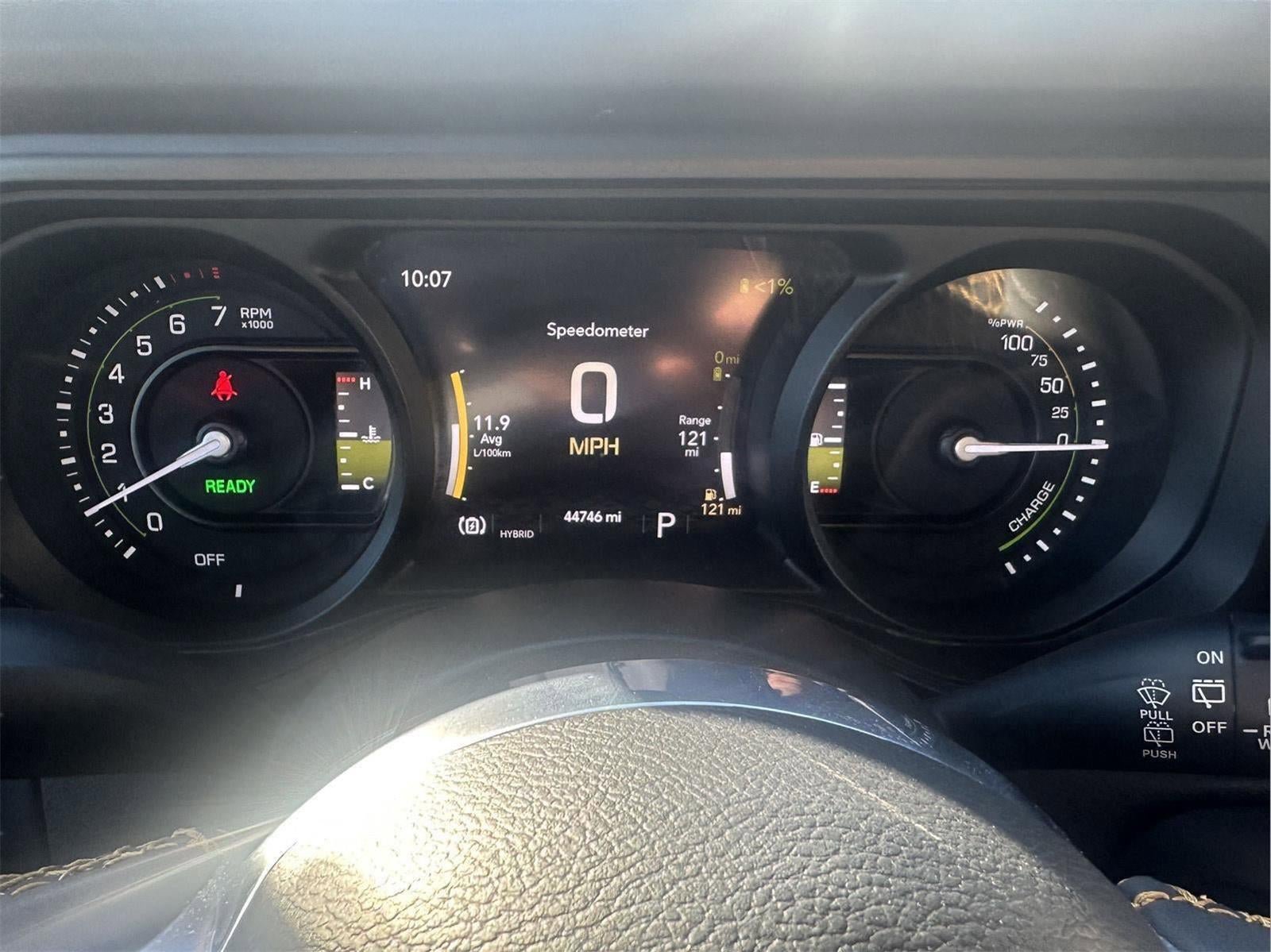 Used 2024 Jeep Wrangler Unlimited Sahara AWD/4WD image 22