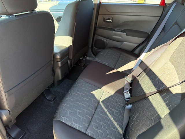 New 2027 Mitsubishi Outlander Sport ES AWD/4WD image 15