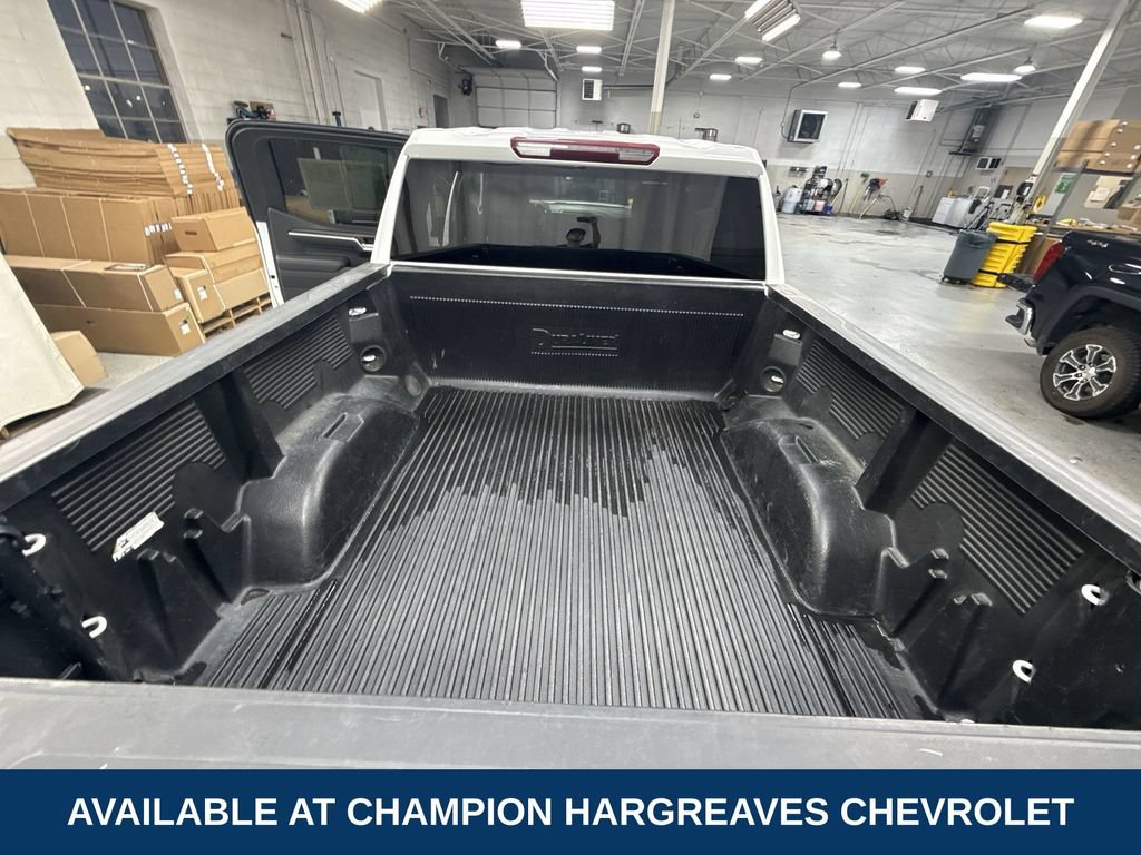 Used 2025 GMC Sierra 1500 SLT AWD/4WD image 34