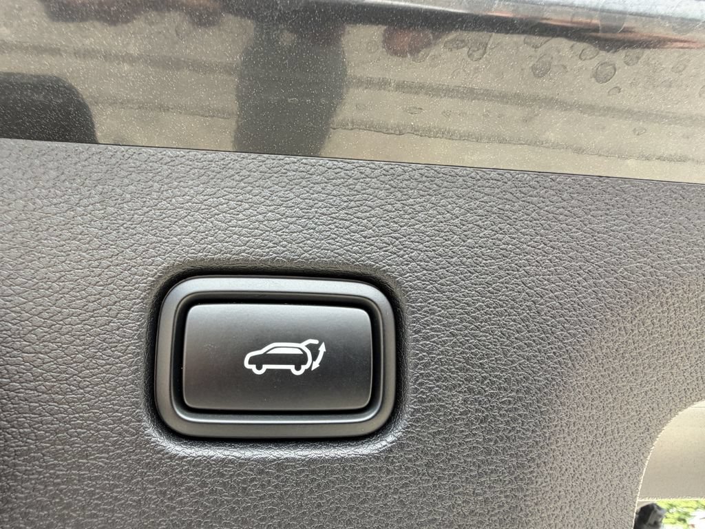 Certified 2026 Kia Sportage SX FWD image 14