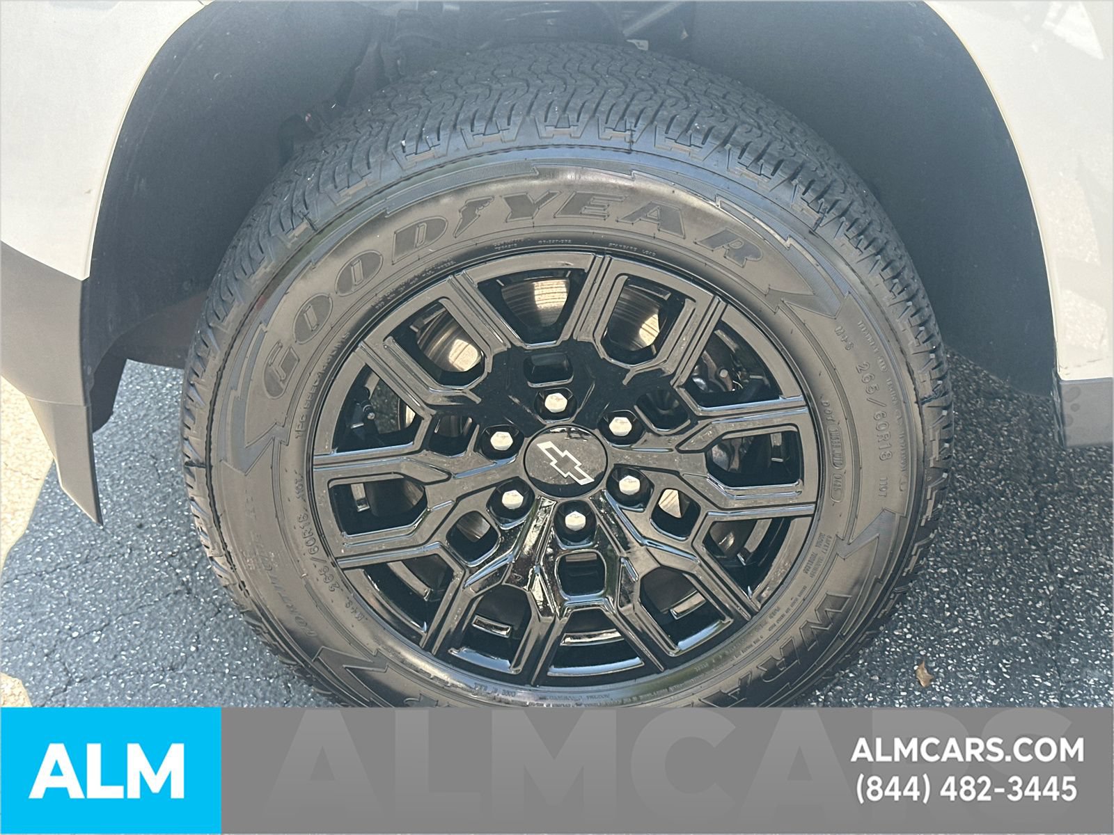 Used 2025 Chevrolet Colorado W/T w/ WT Custom Package AWD/4WD image 12