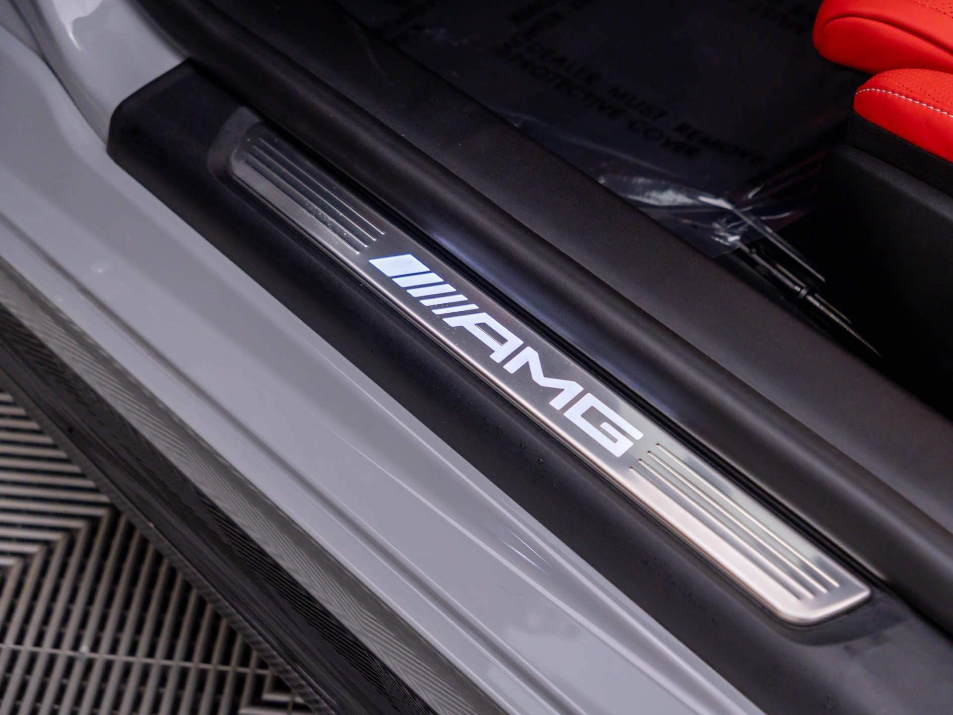 Used 2025 Mercedes-Benz AMG GT 63 image 15