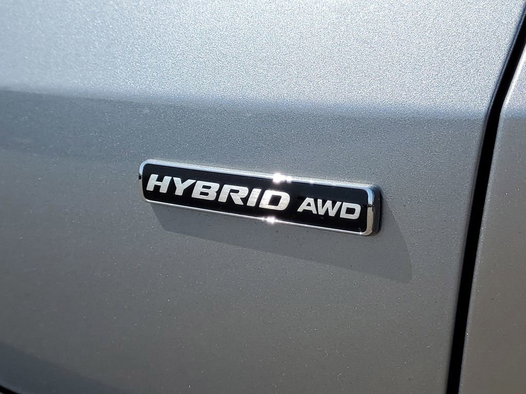 Used 2023 Ford Escape Platinum w/ Premium Technology Package AWD/4WD image 7